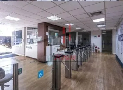 Prédio Comercial à venda, 4600m² no Bom Retiro, São Paulo