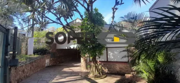 Casa com 3 Quartos à venda, 280m² no Petrópolis, Porto Alegre