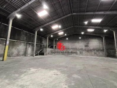 Galpão/Depósito/Armazém para alugar, 700m² no Água Chata, Guarulhos
