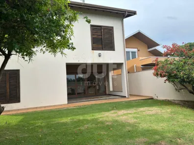Casa de Condomínio com 3 Quartos para alugar, 230m² no Cambuí, Campinas