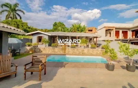 Casa de Condomínio com 3 Quartos à venda, 200m² no Jardim Shangri-Lá, Atibaia