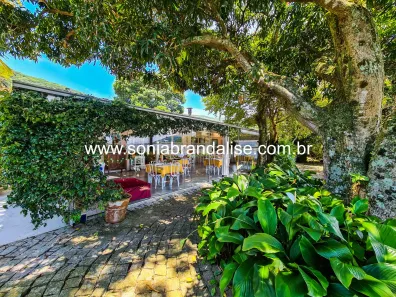 Casa com 3 Quartos à venda, 450m² no Lagoa da Conceição, Florianópolis
