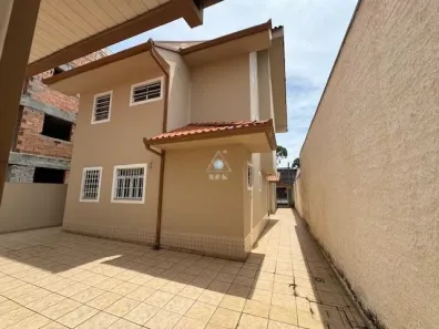 Casa com 3 Quartos à venda, 273m² no Rebouças, Curitiba