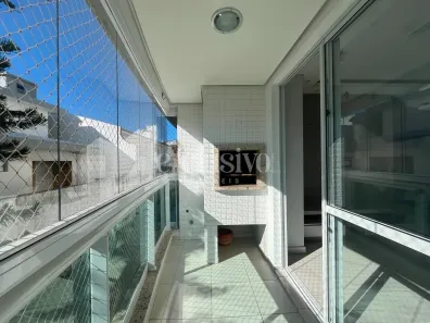 Apartamento com 2 Quartos à venda, 69m² no Coqueiros, Florianópolis