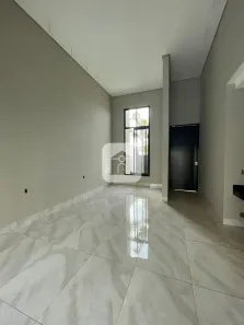 Casa com 3 Quartos à venda, 140m² no Novo Mundo, Uberlândia