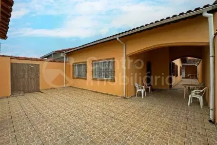 Casa com 3 Quartos à venda, 127m² no Josedy, Peruíbe