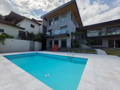 Casa de Condomínio com 5 Quartos à venda, 400m² no Piratininga, Niterói