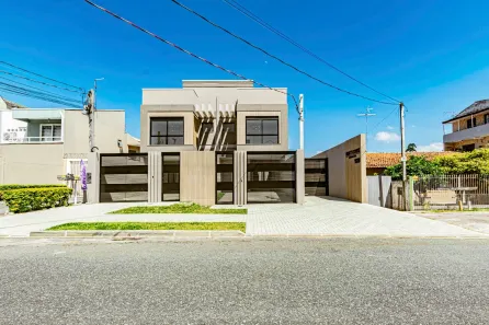 Sobrado com 3 Quartos à venda, 127m² no Boqueirão, Curitiba