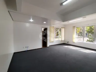Ponto Comercial para alugar, 35m² no Passo da Areia, Porto Alegre
