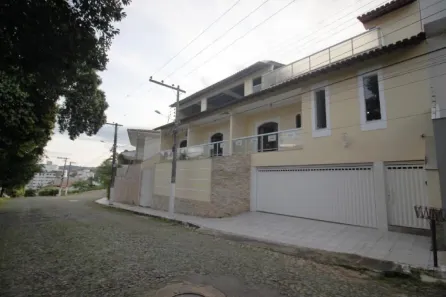 Casa com 4 Quartos à venda, 380m² no Chácara da Gávea, Muriaé