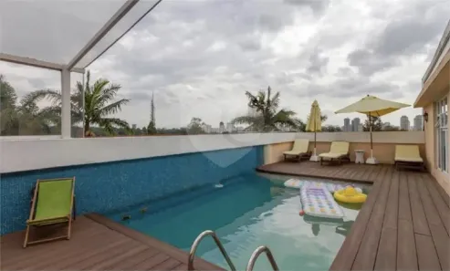 Sobrado com 7 Quartos para venda ou aluguel, 700m² no Campo Belo, São Paulo