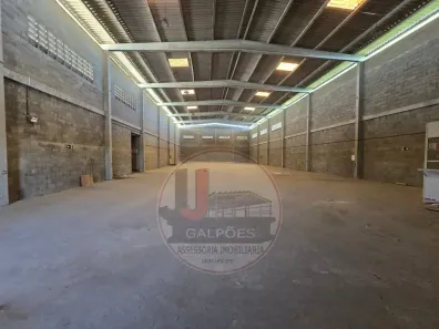 Galpão/Depósito/Armazém com 4 Quartos para alugar, 725m² no Novo Horizonte, Feira de Santana