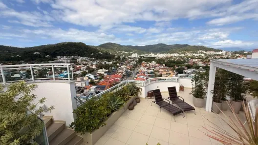 Apartamento com 3 Quartos à venda, 253m² no Itacorubi, Florianópolis