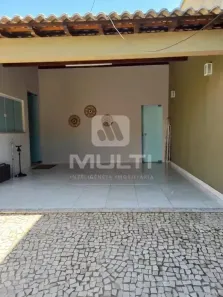 Casa com 3 Quartos para alugar, 220m² no Nossa Senhora Aparecida, Uberlândia
