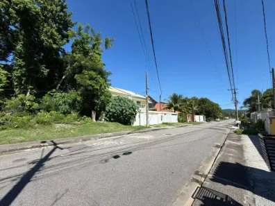 Lote/Terreno à venda, 280m² no Itaipu, Niterói
