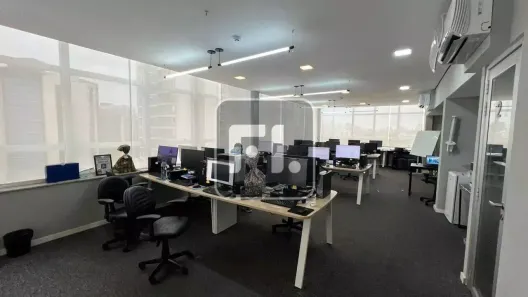 Sala Comercial para alugar, 200m² no Pinheiros, São Paulo