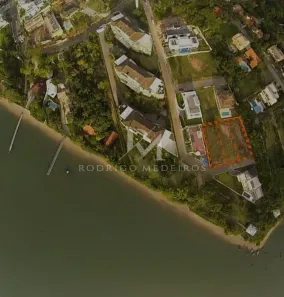 Lote/Terreno à venda, 631m² no Cacupé, Florianópolis