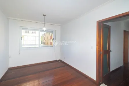 Apartamento com 3 Quartos para alugar, 94m² no Santana, Porto Alegre