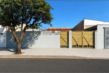 Casa com 3 Quartos à venda, 139m² no Jardim Europa (Vila Xavier), Araraquara