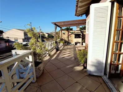 Casa com 3 Quartos à venda, 300m² no Vila São José, Porto Alegre