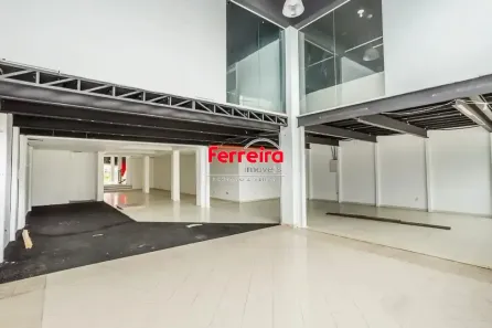Ponto Comercial para alugar, 424m² no Floresta, Porto Alegre
