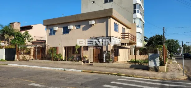 Galpão/Depósito/Armazém com 3 Quartos à venda, 211m² no Niterói, Canoas