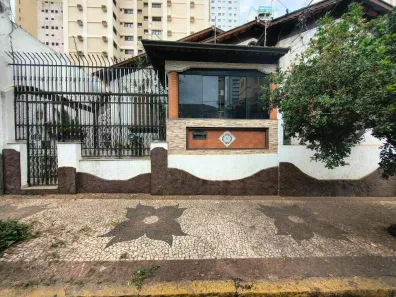 Casa com 3 Quartos para alugar, 150m² no Centro, Piracicaba