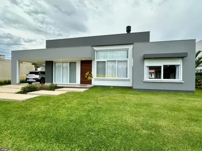 Casa de Condomínio com 4 Quartos à venda, 220m² no , Capão da Canoa