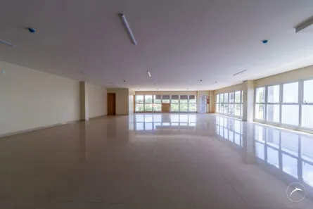 Prédio Comercial para alugar, 5600m² no Setor Habitacional Taquari, Brasília