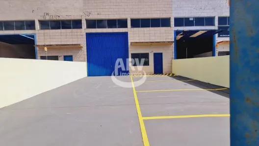 Galpão/Depósito/Armazém para alugar, 230m² no Vera Cruz, Gravataí