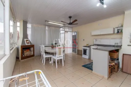Casa com 3 Quartos à venda, 131m² no Vila Ipiranga, Porto Alegre