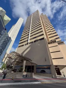 Apartamento com 2 Quartos para alugar, 120m² no Centro, Balneário Camboriú