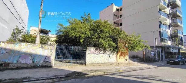 Lote/Terreno à venda, 480m² no Imbetiba, Macaé