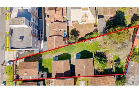 Lote/Terreno à venda, 1429m² no Novo Mundo, Curitiba