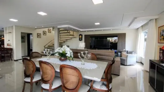 Casa com 4 Quartos à venda, 381m² no São Luiz, Brusque