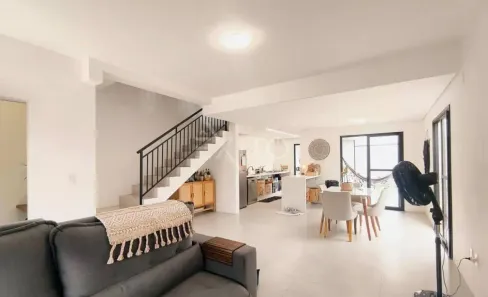 Sobrado com 3 Quartos à venda, 125m² no Jardim Carolina, Jundiaí