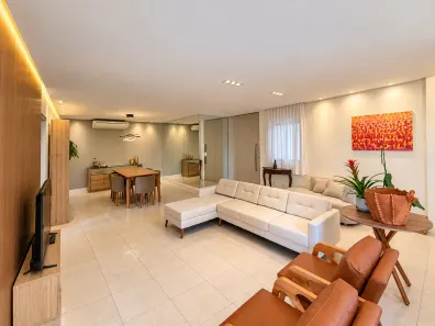 Apartamento com 4 Quartos para alugar, 220m² no Ponta Verde, Maceió