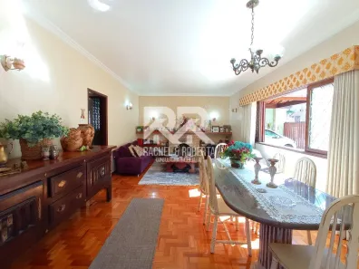 Casa com 7 Quartos à venda, 226m² no Golfe, Teresópolis