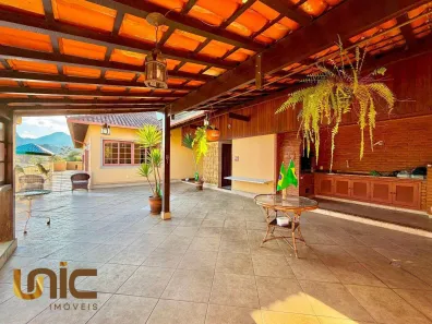 Cobertura com 3 Quartos à venda, 327m² no Várzea, Teresópolis