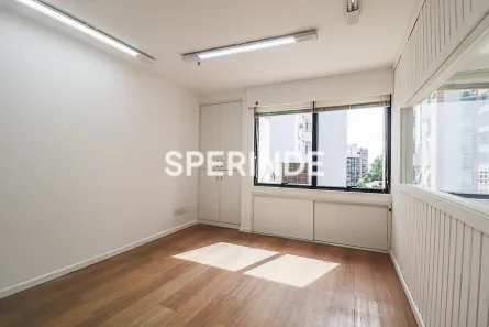 Sala Comercial para alugar, 43m² no Moinhos de Vento, Porto Alegre