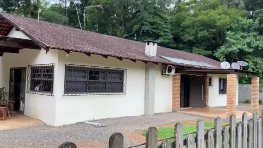 Fazenda/Sítio com 3 Quartos à venda, 350m² no QUIRIRI, Garuva