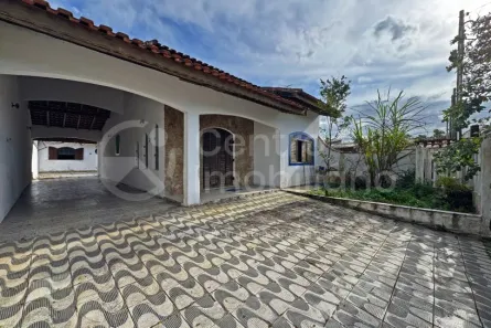 Casa com 2 Quartos à venda, 168m² no Estancia Sao José, Peruíbe