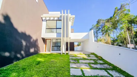 Casa com 3 Quartos à venda, 204m² no Ponta Aguda, Blumenau