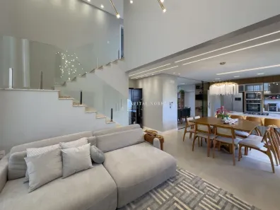 Sobrado com 3 Quartos à venda, 201m² no São Cristóvão, Cascavel