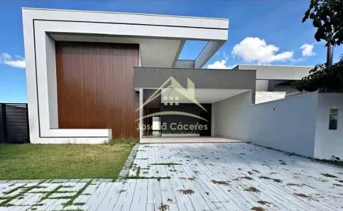 Casa de Condomínio com 3 Quartos à venda, 200m² no Centro, Campo Verde