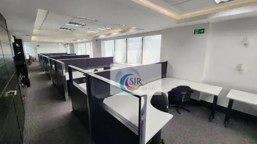 Sala Comercial para alugar, 239m² no Vila Olímpia, São Paulo