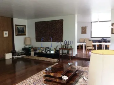 Casa com 5 Quartos à venda, 583m² no Jardim Luzitânia, São Paulo