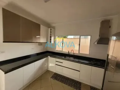 Sobrado com 4 Quartos à venda, 182m² no Residencial União, São José dos Campos