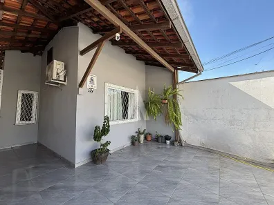 Casa com 2 Quartos à venda, 110m² no Guanabara, Joinville