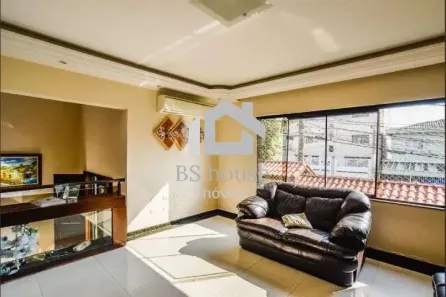 Casa com 3 Quartos para alugar, 202m² no Vila Alzira, Santo André